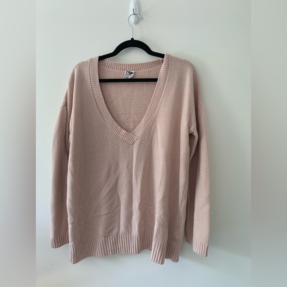 Pink  v neck sweater​